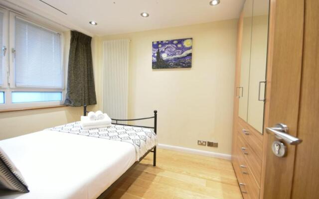 Tower Bridge 2BR apartment for 6 with terrace