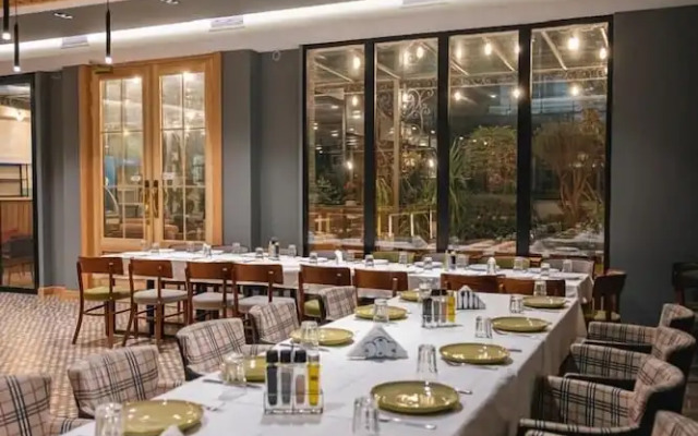 Oxygen Boutique Hotel