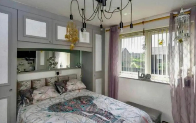 Swallow Fields Cozy House in Liverpool