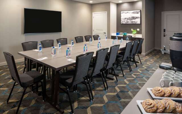 Sonesta ES Suites Fairfax Fair Lakes