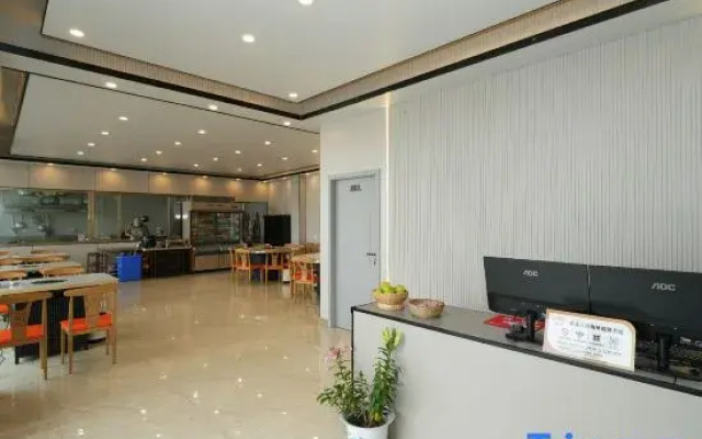 Meiliyue Residential Homestay(Feilaisi Meili Snow Mountain Scenic Area Store)