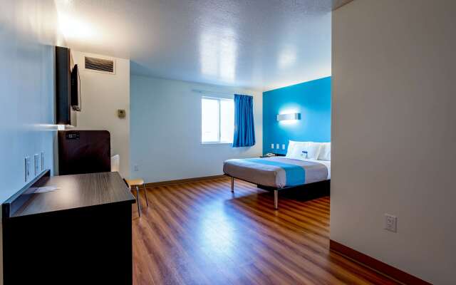 Motel 6 Pottstown, PA