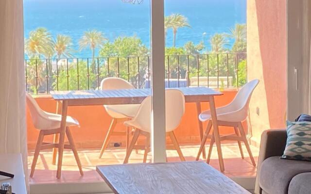 Beautiful Penthouse apartment on Golden mile, near beach