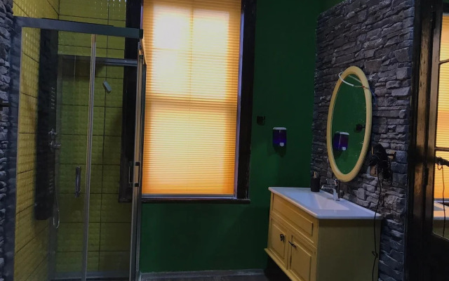 Titan House Hostel