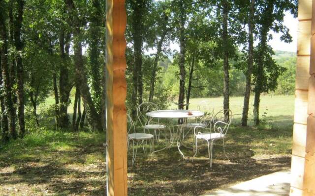 Chalet dans les bois du Quercy