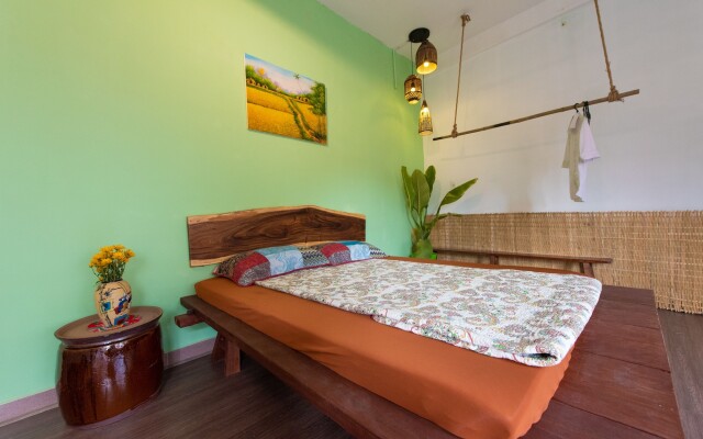 Retro Homestay