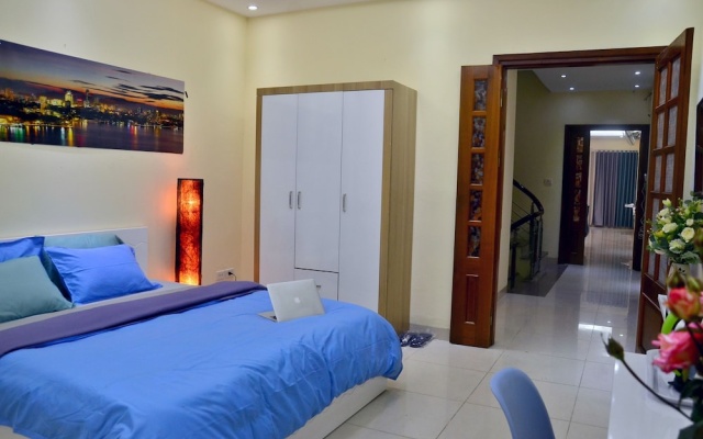 Bee House near Hanoi Opera House – Guest Rooms – Hanoi