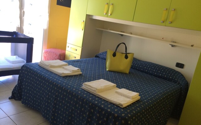 Hotel Holiday