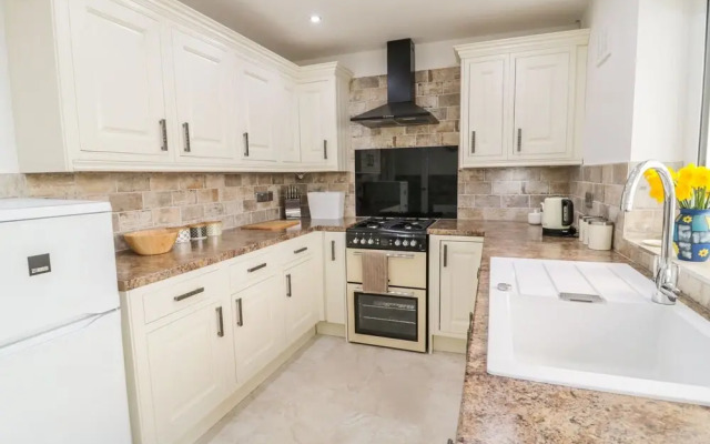 Rhos Cottage
