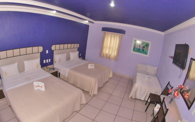 Hotel Plaza Bandera