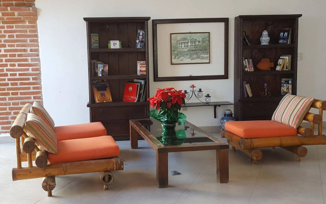 Marboka Hotel & Suites