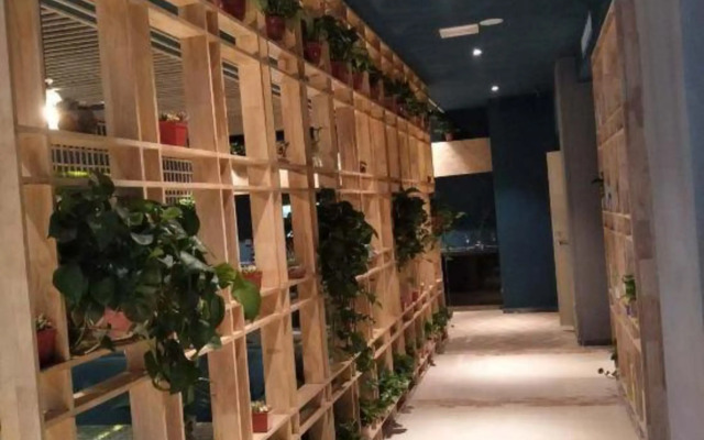 Fulihua Business Hotel