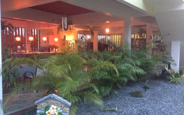 Bed & Breakfast To-Co