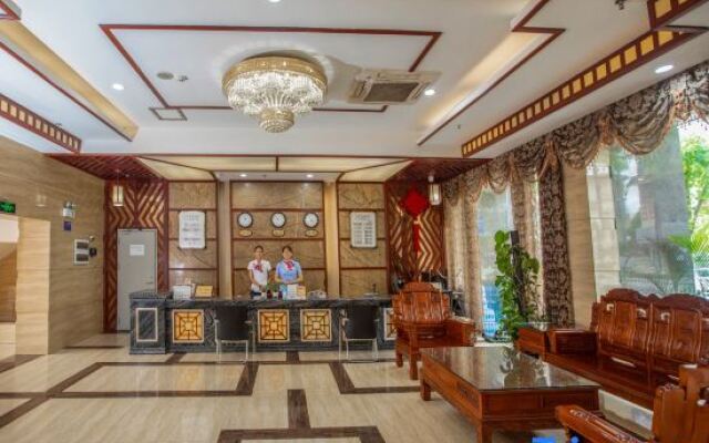 Greentree Alliance Xishuangbanna Peacock Lake Hotel