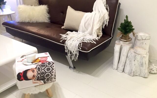 Metropole Apartments Romana Square