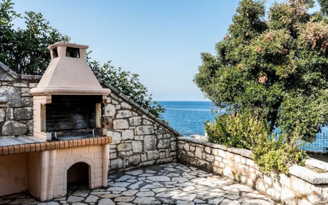 Four-Bedroom Villa Alexandros