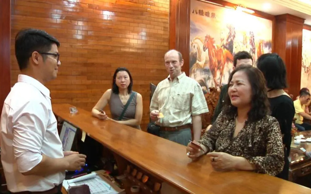 Truong Ngoc Hotel