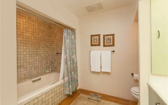 Kaanapali Royal #E302 - 2 Br Condo