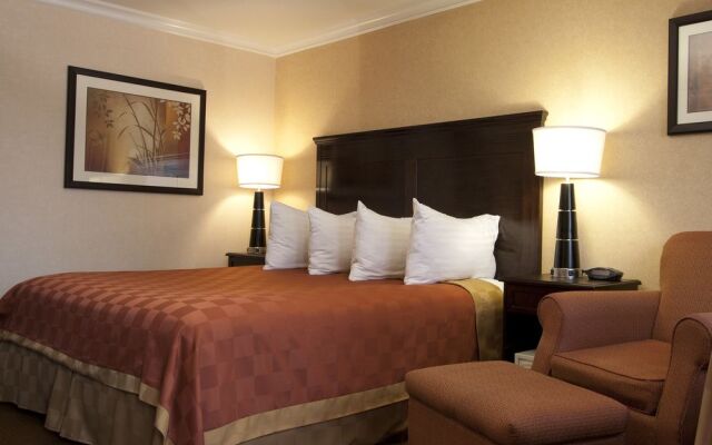 Pasadena Rose & Crown Hotel