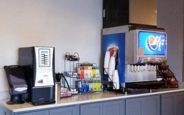 Ramada by Wyndham Sellersburg/Louisville North