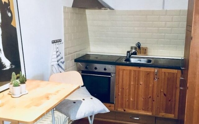 Nikki's Holiday Home