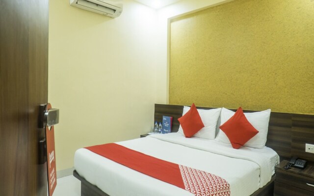 OYO 11597 Aditi Executive