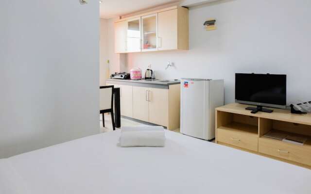Simply And Comfy Studio Room At The Habitat Apartment