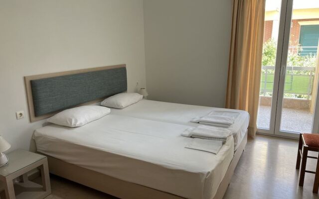 Neapolis Rooms & Apartments