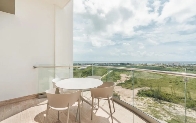 Modern Two-bedroom Apt With Balcony in Cap Cana