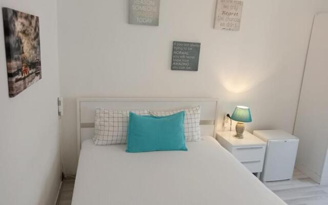 Daffne Otel