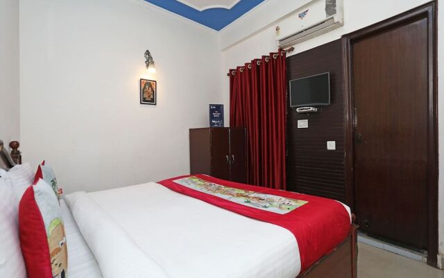 OYO 10500 Royal Awadh