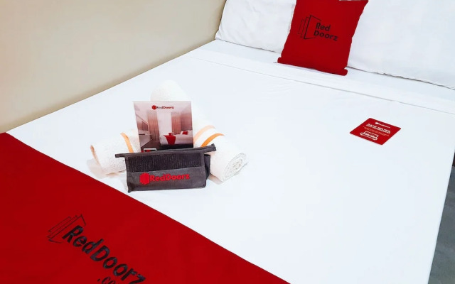 Am's Apartelle by RedDoorz