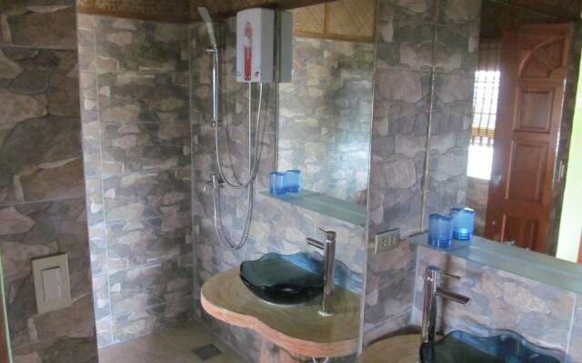Parrot Paradise Resort