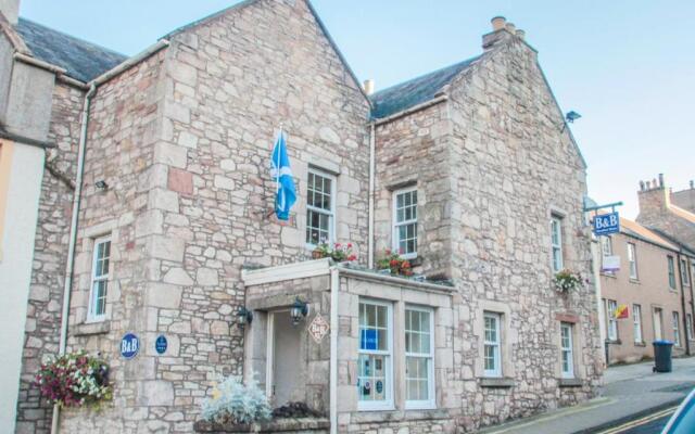 Meadhon House