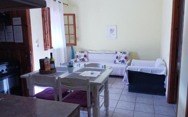 Olga's Garden Apartments