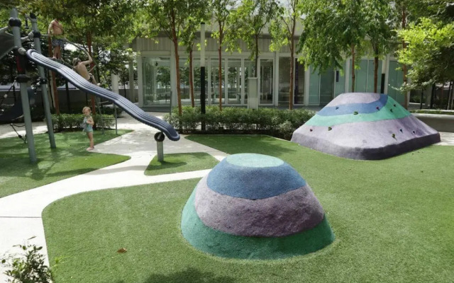 MyCrib45*The Robertson KL-B.Bintang