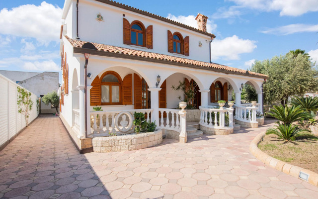 Traditional holiday home  with private terrace
