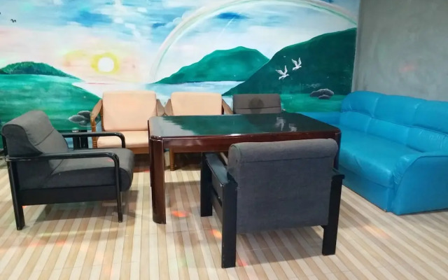 77 Resort