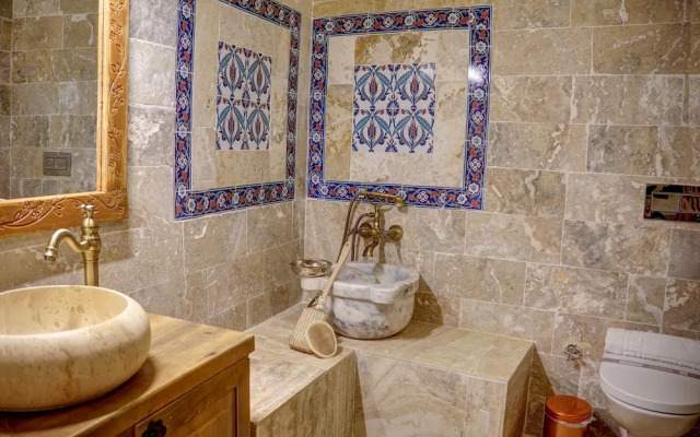 Nar-I Ask Cave Hotel