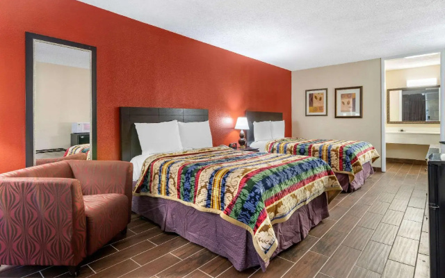 Clarion Inn Brunswick
