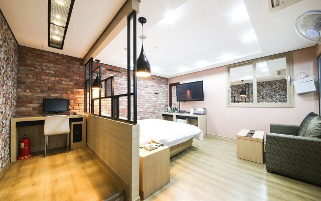 Gupo Boutique Hotel