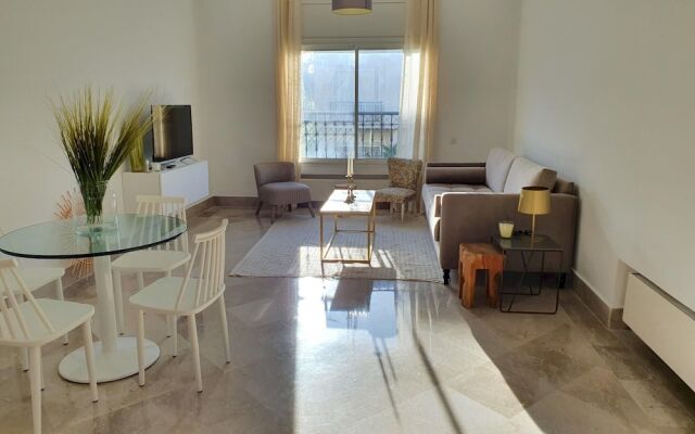 Majestic Malaga Apt de Luxe Entre Marsa Carthage