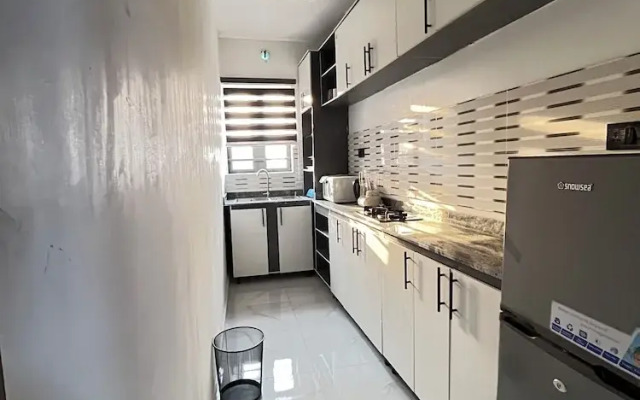 Kozy Apartment & Lounge