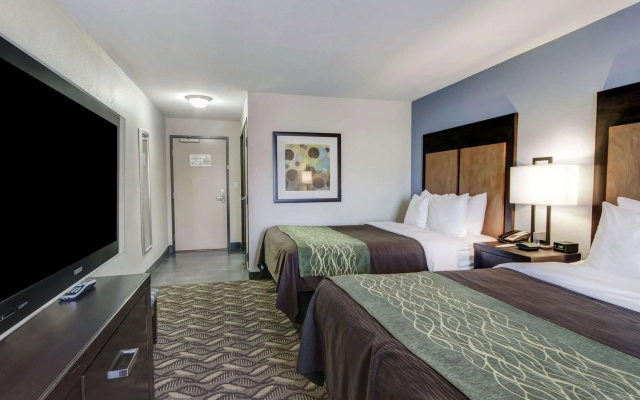 Comfort Inn & Suites El Paso I-10 Airport Area
