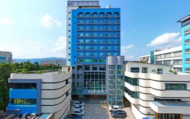 Zhaoqing Blue Palace Hotel