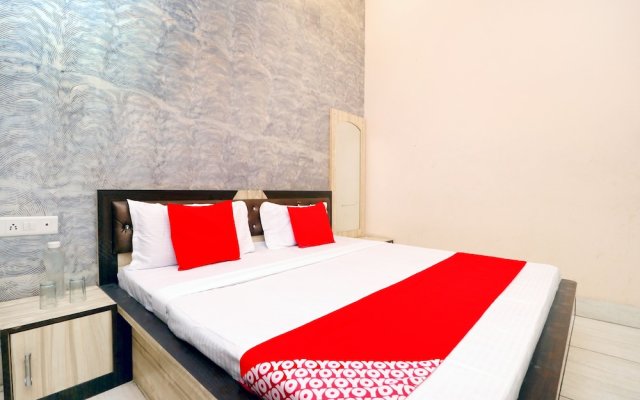 Hotel Pushp Vatika by OYO Rooms