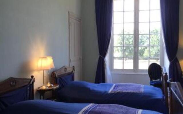 Chateau De Piedouault