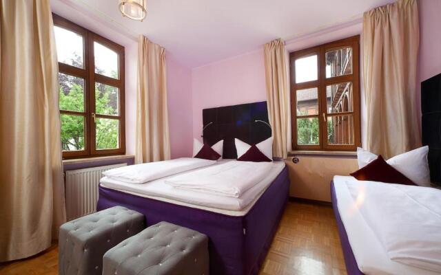 Villa Fantasia Budget Boutique Hotel