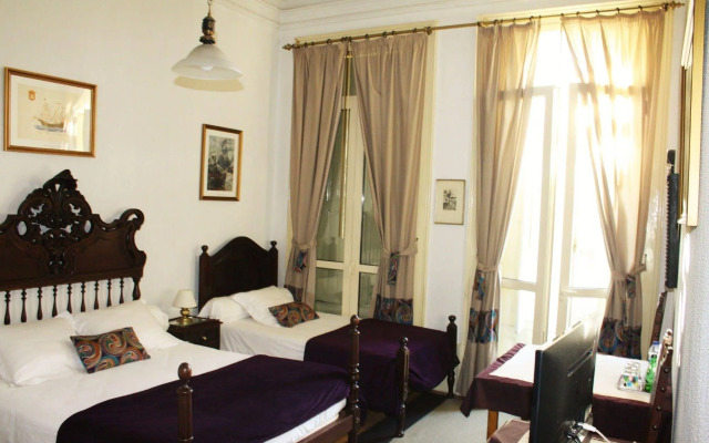 Álvares Cabral Guest House