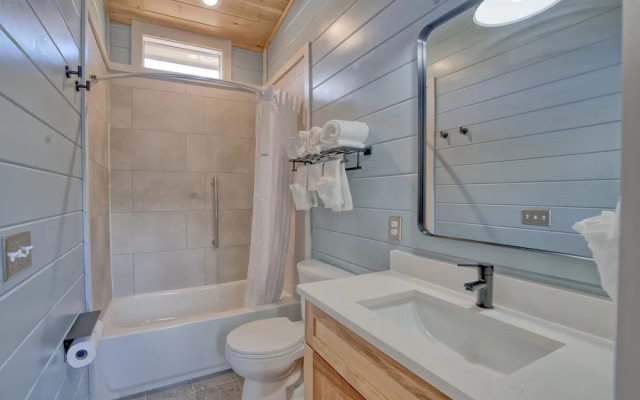 Dudley Creek RV Resort